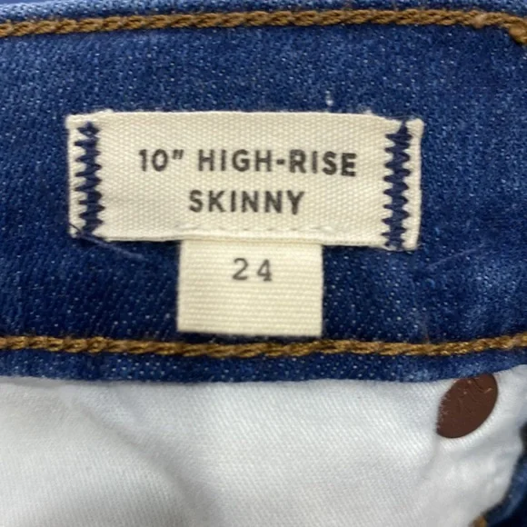 Madewell 10" High-Rise Skinny Jeans in Hanna Wash 24 - Picture 4 of 11
